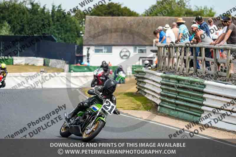 Vintage motorcycle club;eventdigitalimages;mallory park;mallory park trackday photographs;no limits trackdays;peter wileman photography;trackday digital images;trackday photos;vmcc festival 1000 bikes photographs